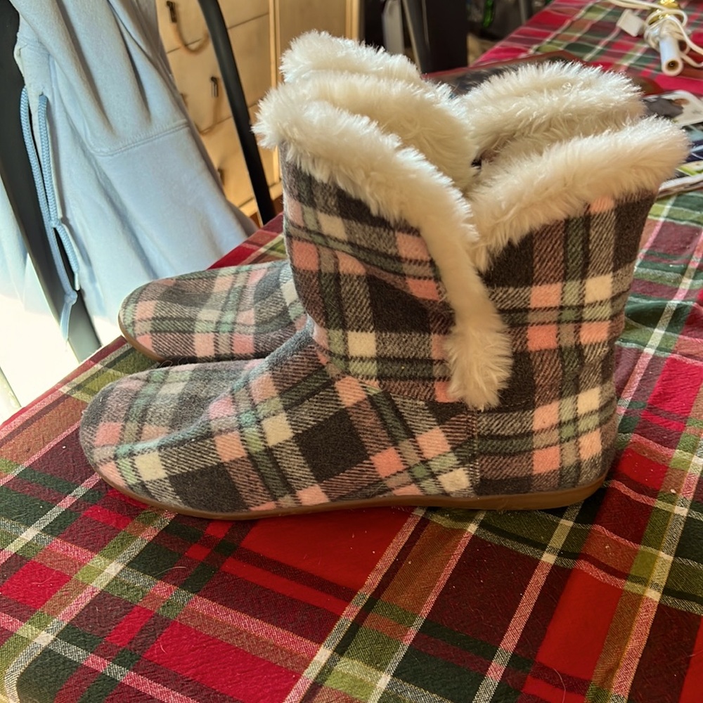 Brand new slipper/shoes